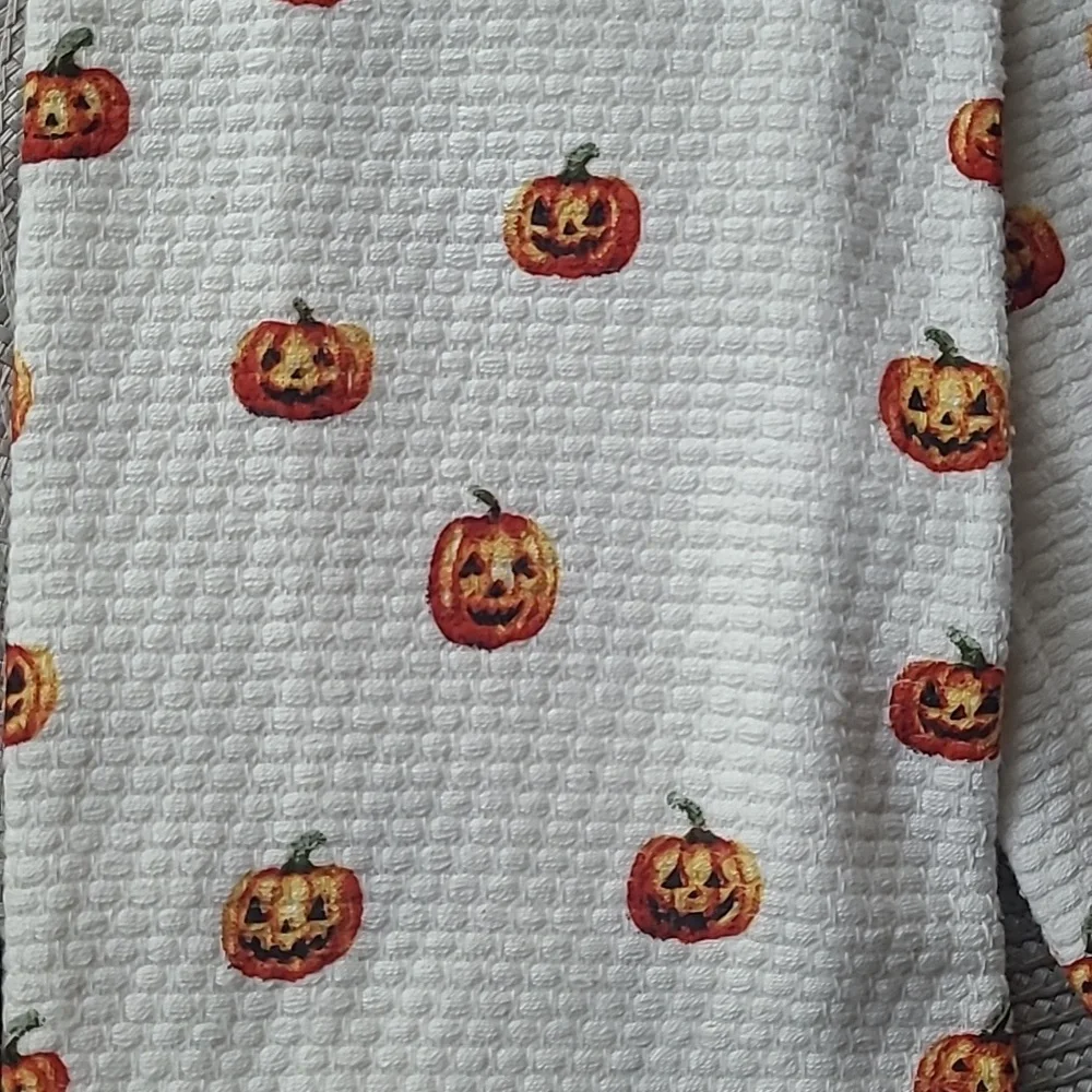 KitchenAid Towels - Picture 4 of 5
